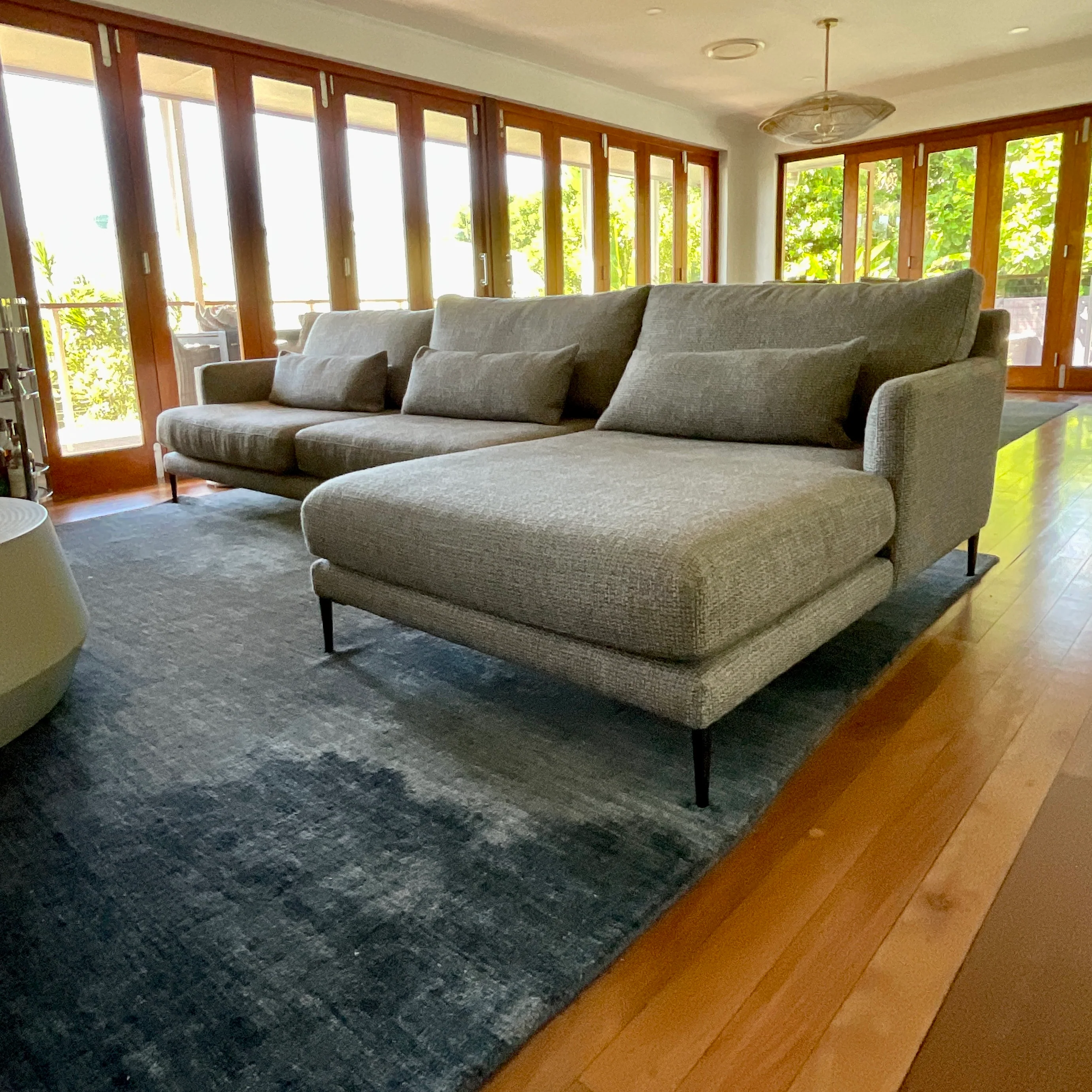 Pre-Owned Designer Seating | Sofas, Chairs & More